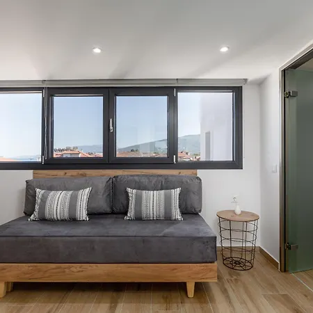 Anassa شقة فندقية 4*