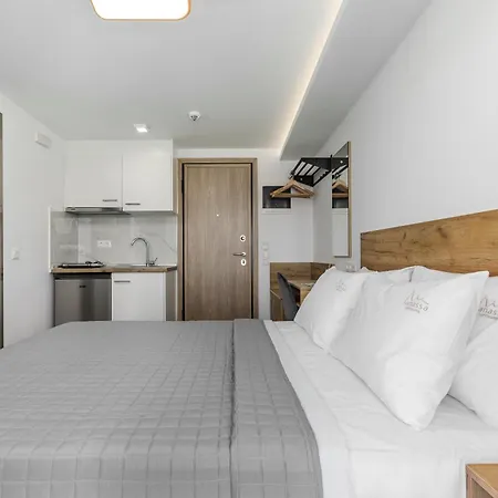 Anassa 4*