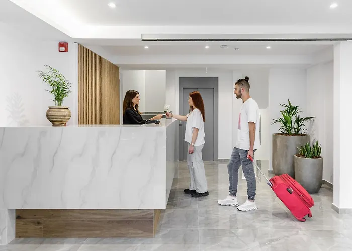 Anassa Aparthotel 4*