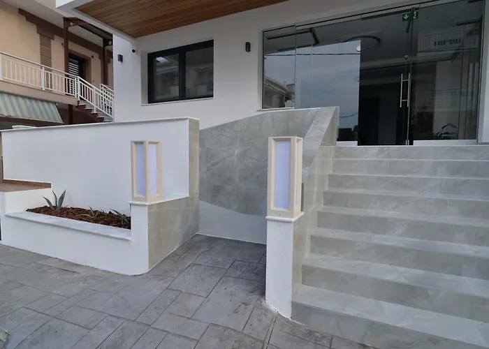 Anassa Aparthotel 4*